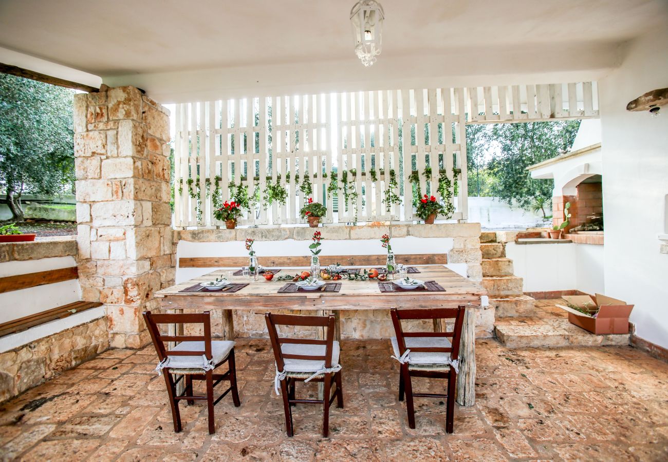 Trullo in Ceglie Messapica - Trullo Cinque Punte