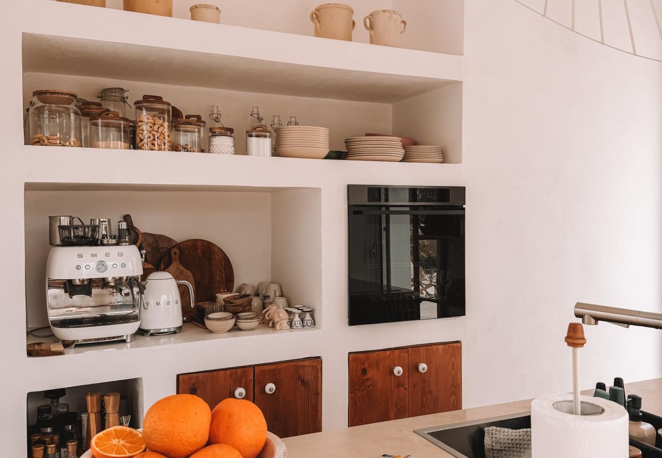 Trullo in Ostuni - Villa with Private Pool in Ostuni