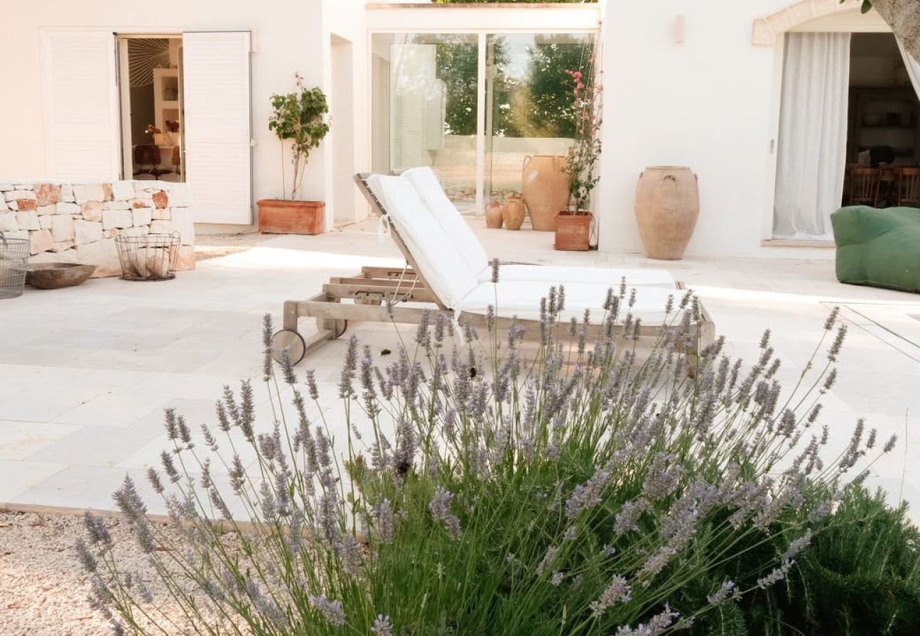 Trullo in Ostuni - Villa with Private Pool in Ostuni