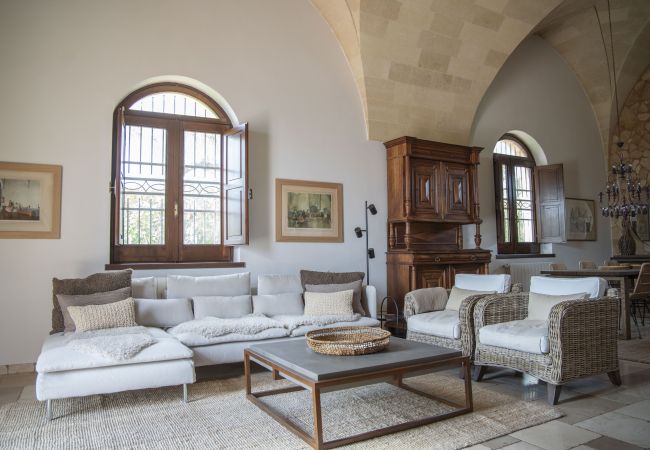 Trullo en San Vito dei Normanni - trullo raphael by pugliadamare Trullo en San Vito dei Normanni - trullo raphael by pugliadamare