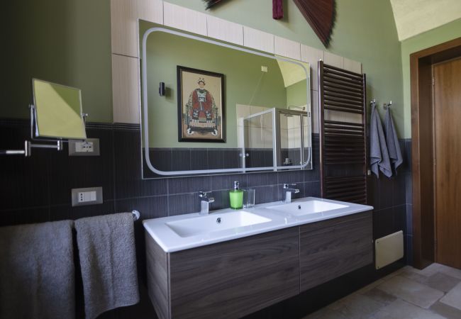 Trullo en San Vito dei Normanni - trullo raphael by pugliadamare Trullo en San Vito dei Normanni - trullo raphael by pugliadamare