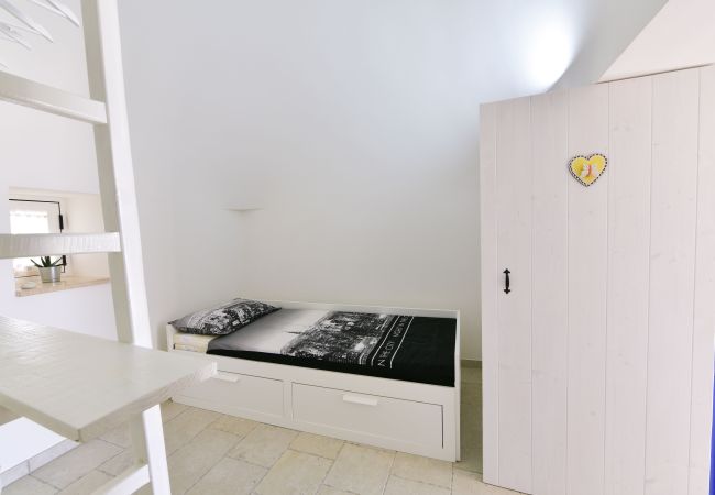 Trullo en Martina Franca - trullo nonna itria by pugliadamare  Trullo en Martina Franca - trullo nonna itria by pugliadamare