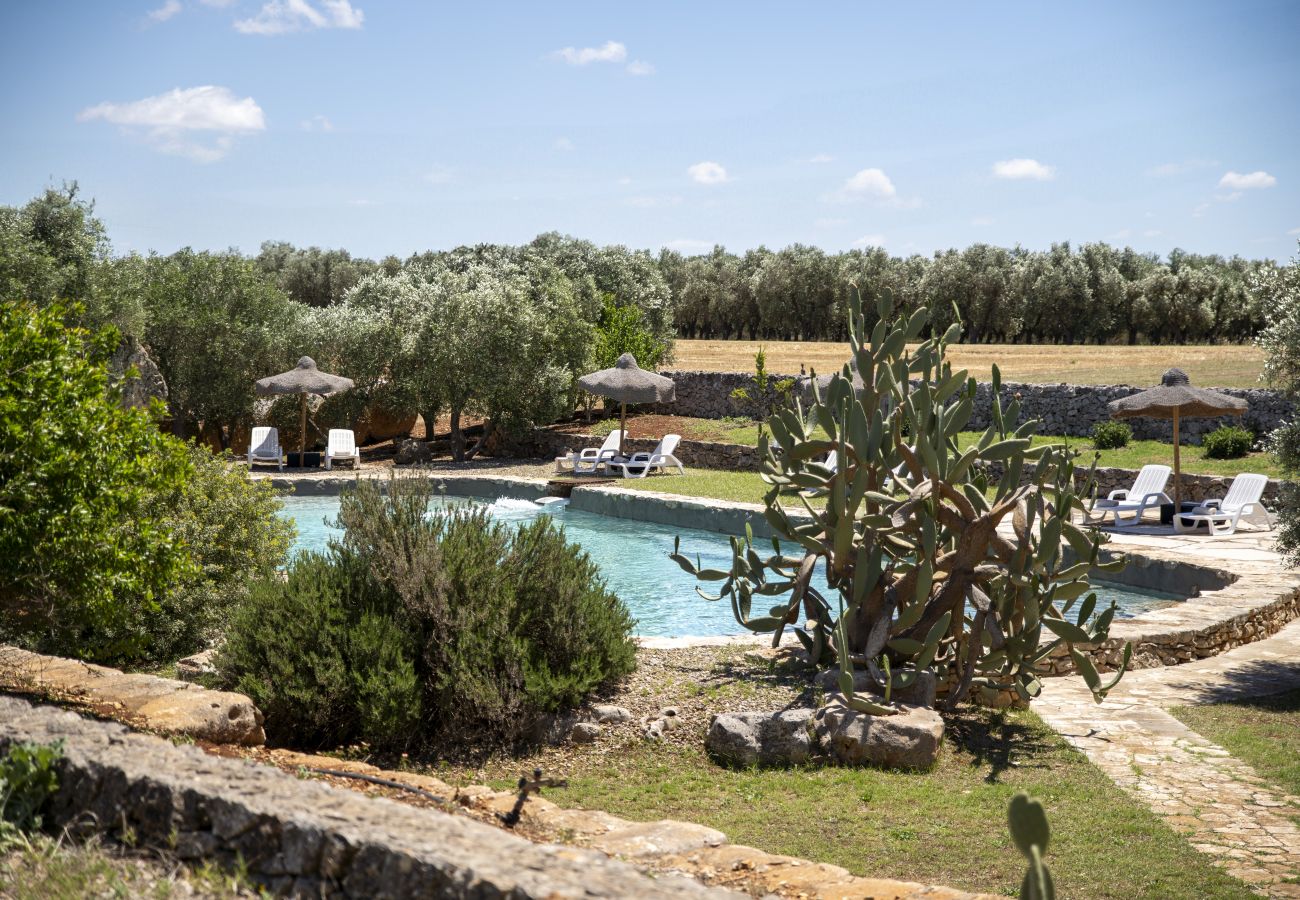 Casa rural en Francavilla Fontana - Viñedo - Habitaciones en Masseria Palmo