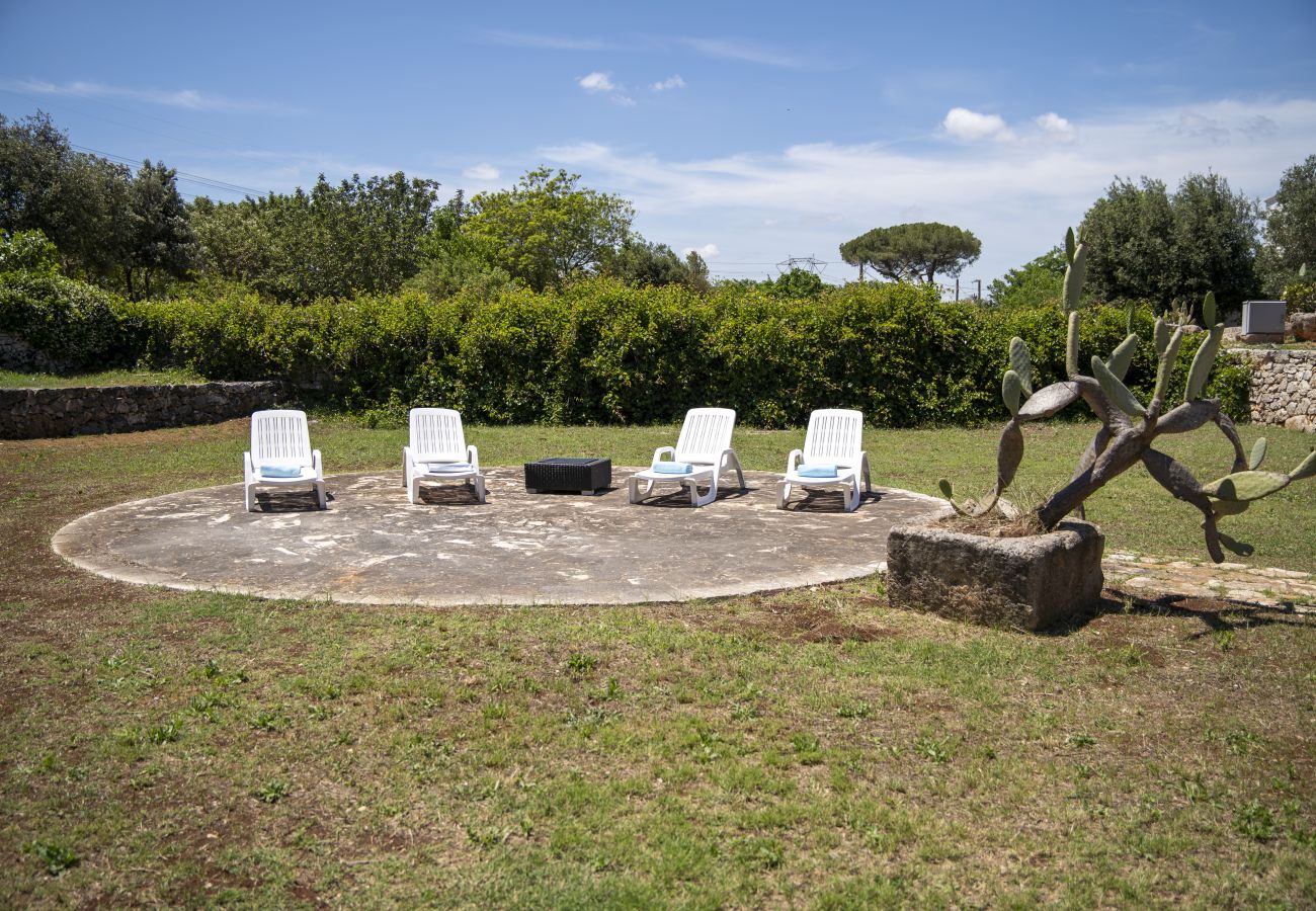 Casa rural en Francavilla Fontana - Viñedo - Habitaciones en Masseria Palmo