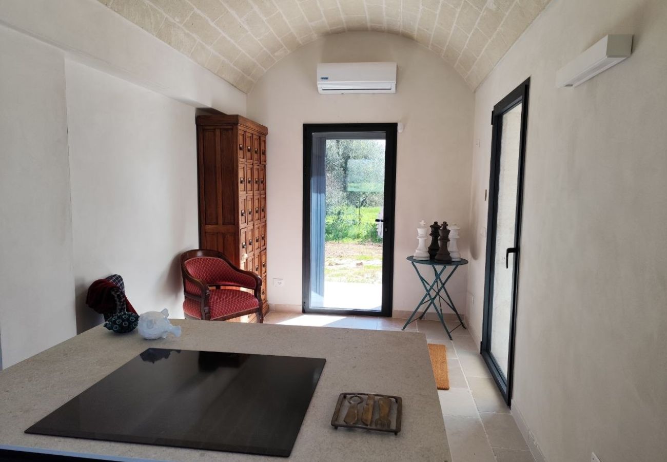 Trullo à Ostuni - Trullo, le joyeux fantassin