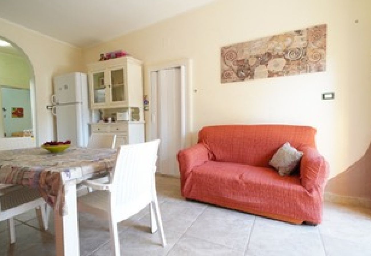 Trullo à San Vito dei Normanni - borgo della mimosa