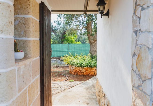 Trullo à Ceglie Messapica - Trullo Isabella by Pugliadamare Trullo à Ceglie Messapica - Trullo Isabella by Pugliadamare