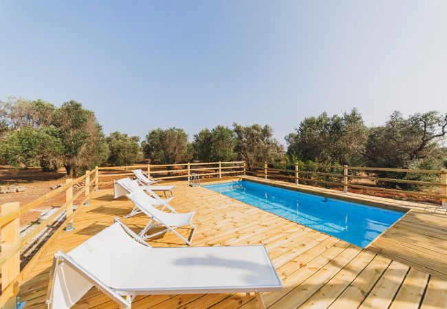 Trullo à Ceglie Messapica - Trullo Isabella by Pugliadamare Trullo à Ceglie Messapica - Trullo Isabella by Pugliadamare